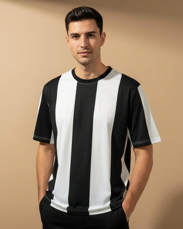 Men’s Black & White Bold Vertical Striped Oversized Crewneck T-Shirt
