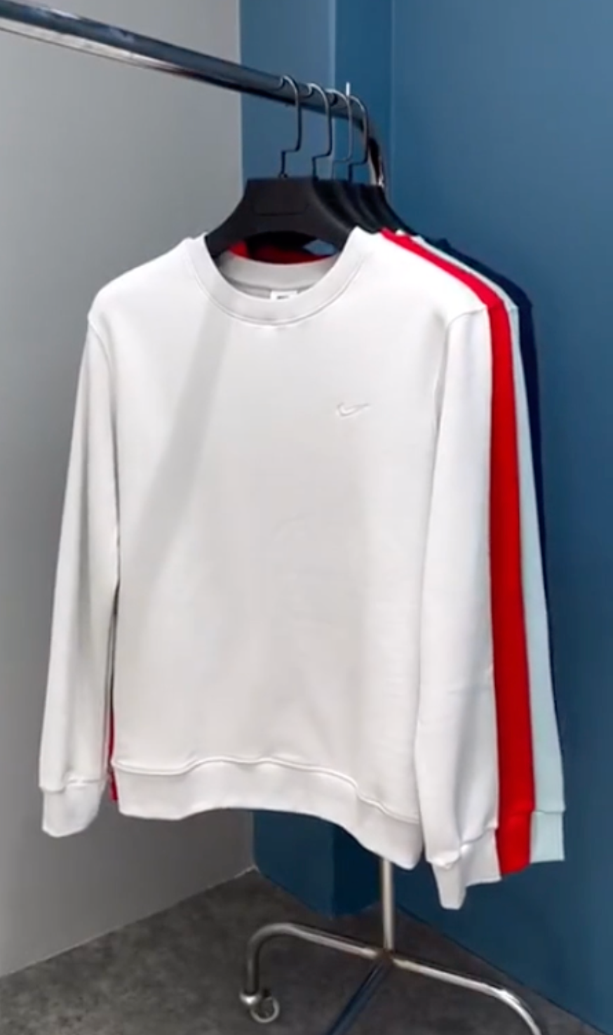 Men's White Plain Sweatshirt