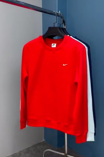 Men's Red Plain Sweatshirt